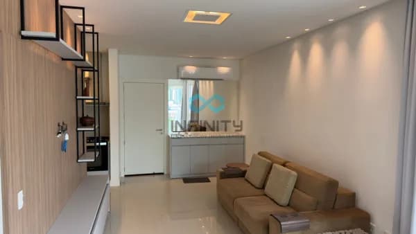 Apartamento mobiliado na quadra do mar em Itapema