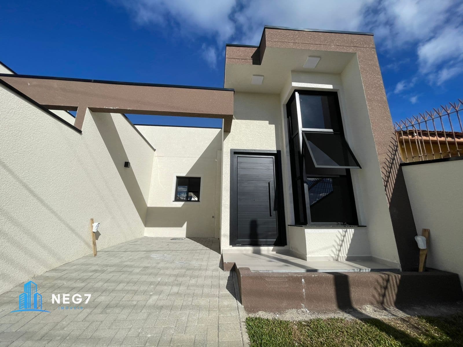 🏡 Casa à Venda – Conforto, Espaço e Excelente Acabamento!