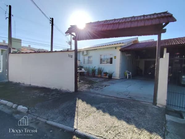 Casa em Florianópolis - Vargem do Bom Jesus
