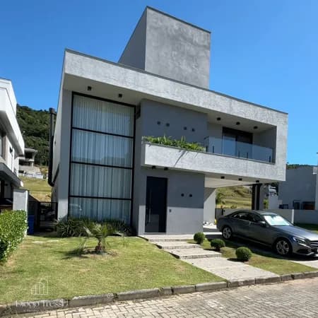 Casa em Florianópolis - Ingleses do Rio Vermelho