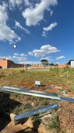 Lote/Terreno em Uberlândia - Laranjeiras