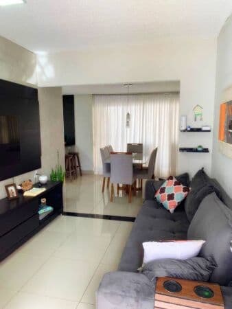 Casa Padrão para Venda em Jardim Califórnia Uberlândia-MG