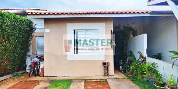 Casa de Condomínio em Uberlândia - Jardim Califórnia