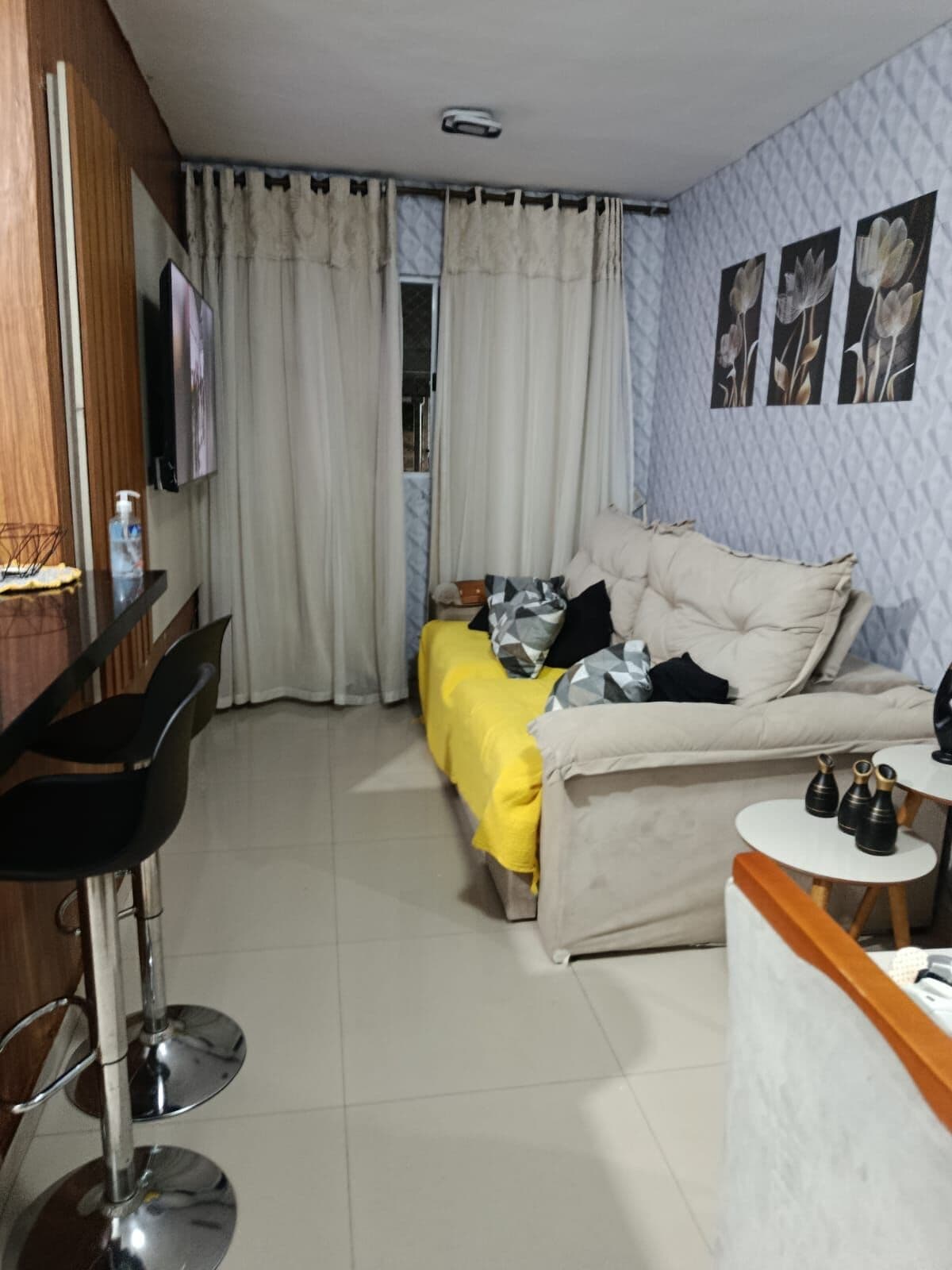 Apartamento com 2 quartos à venda no Bairro Parque Rinção em Cotia com 47m² e 1 vaga de carro próximo ao Atacadão Cotia