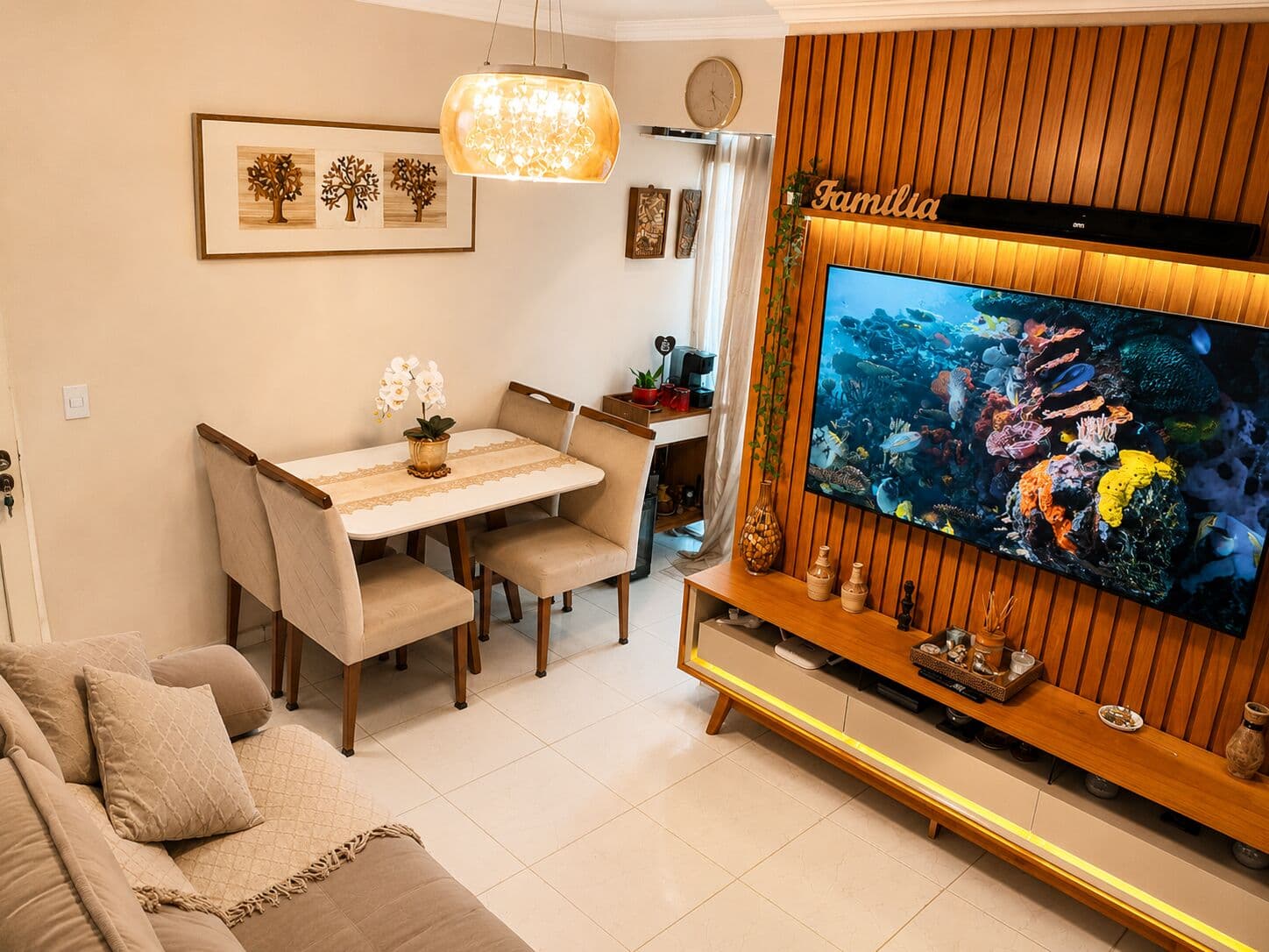 Apartamento com 2 quartos à venda no bairro Vila Veloso em Carapicuíba com 52m² e 1 vaga de carro próximo a Creche Escola Jardim São Pedro