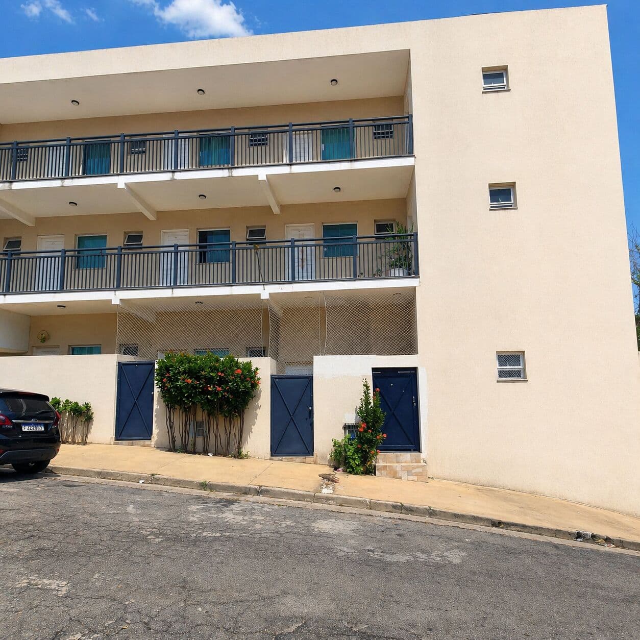 Casa Sobreposta 1 quarto a venda em Osasco 50m2 com vaga coberta no há poucos minutos da Avenida João de Andrade reformada próximo a UBS Santo Antônio