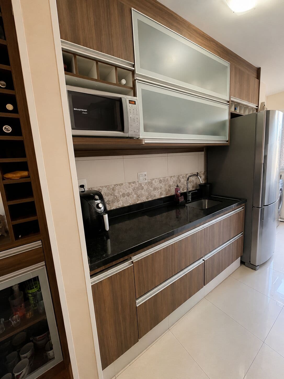 Apartamento com 2 quartos à venda no bairro Quitaúna em Osasco com 49m² e 1 vaga próximo à Estação CPTM Quitaúna