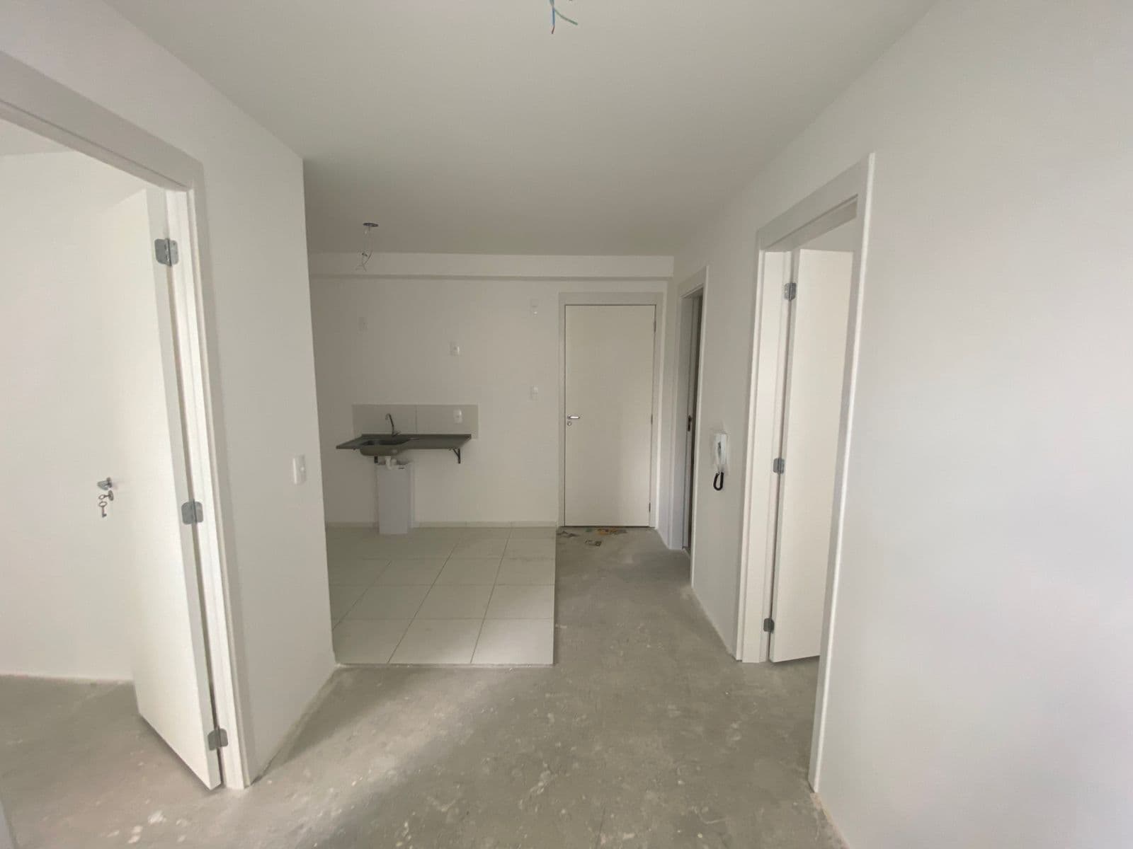 Apartamento com 2 quartos à venda no bairro Chácara Santa Lucia dos Ypes em Carapicuíba com 35m² e 1 vaga de carro próximo ao Supermercado Sonda