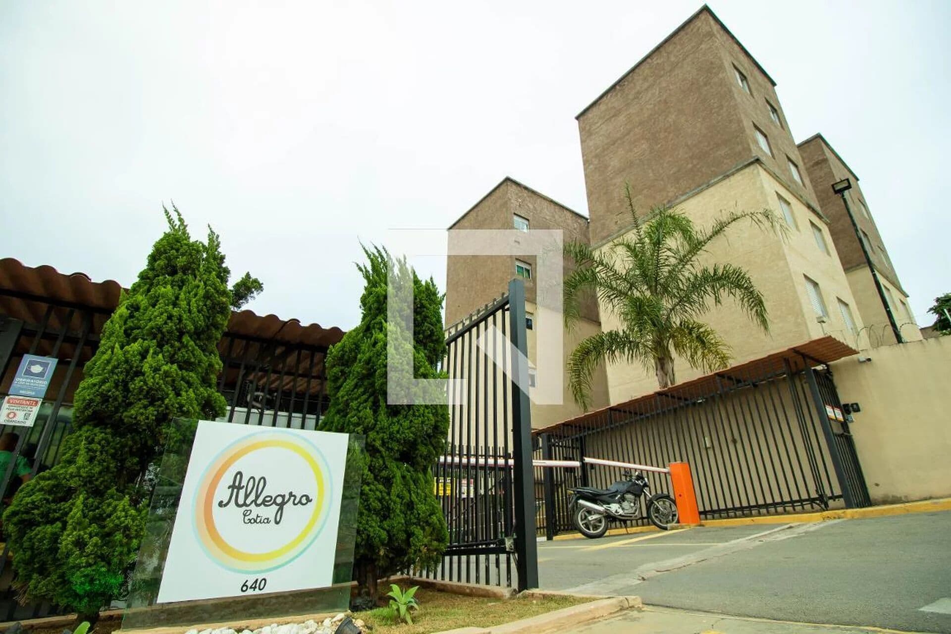 Apartamento com 2 quartos à venda no bairro Jardim Petrópolis em Cotia com 45m² e 1 vaga de carro a poucos minutos do centro de Cotia