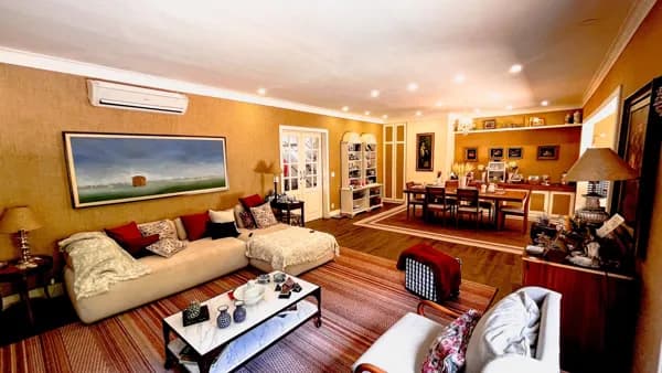 Casa em condomínio com 3 quartos à venda na Granja Viana com 280m² e 2 vagas de carro ao lado do Shopping Granja Viana