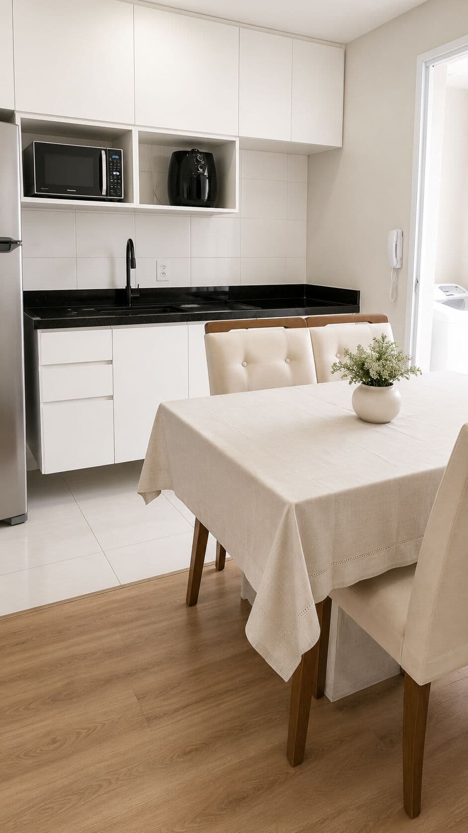 Apartamento com 2 quartos à venda no Jardim Santo Estevão em Carapicuíba com 37m² e 1 vaga de carro ao lado do Atacadão