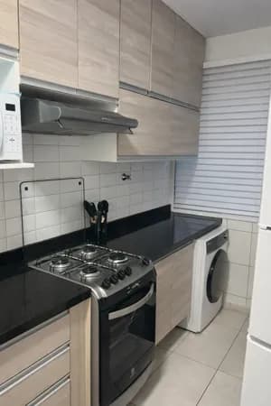 Apartamento com 2 quartos à venda no bairro Vila Veloso em Carapicuíba com 51m² e 1 vaga de carro próximo a Creche Escola Jardim São Pedro