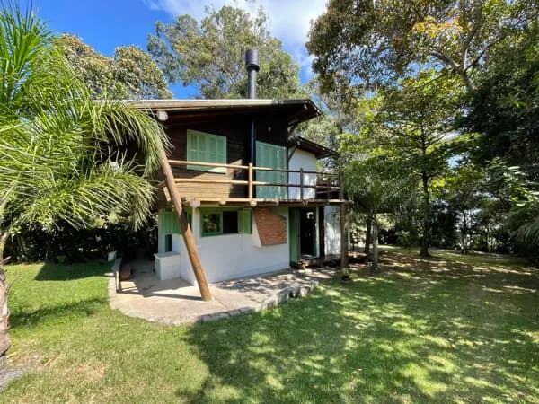 Casa à Venda às margens da Lagoa com Terreno de 2182m²