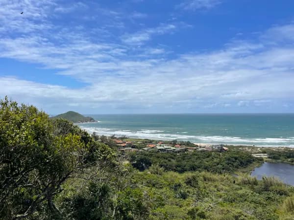 Casa à Venda Vista Mar na Praia do Rosa SC