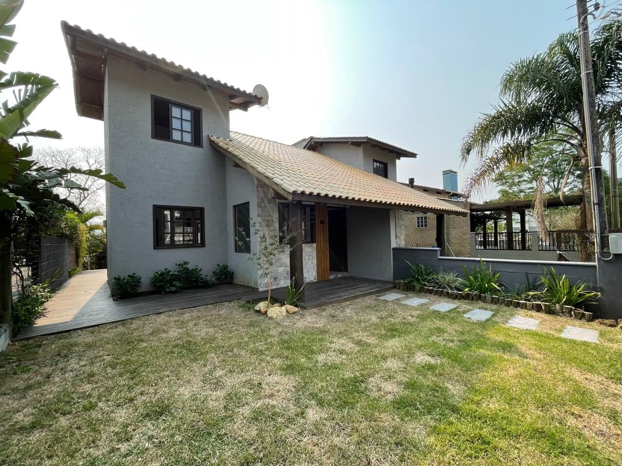 Casa à Venda em área nobre em Garopaba sc