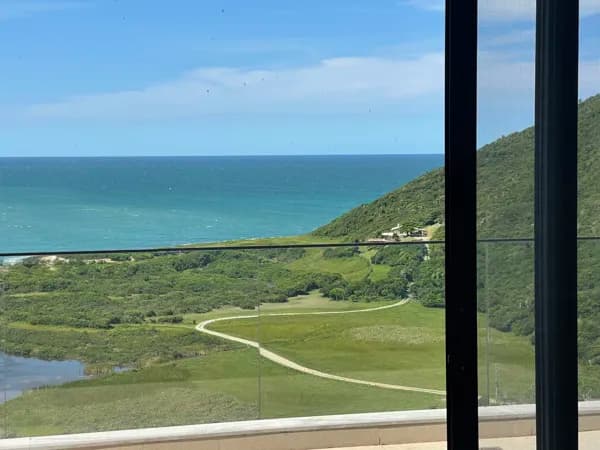 Casa Alto Padrão Vista Mar em Condomínio - Praia do Silveira