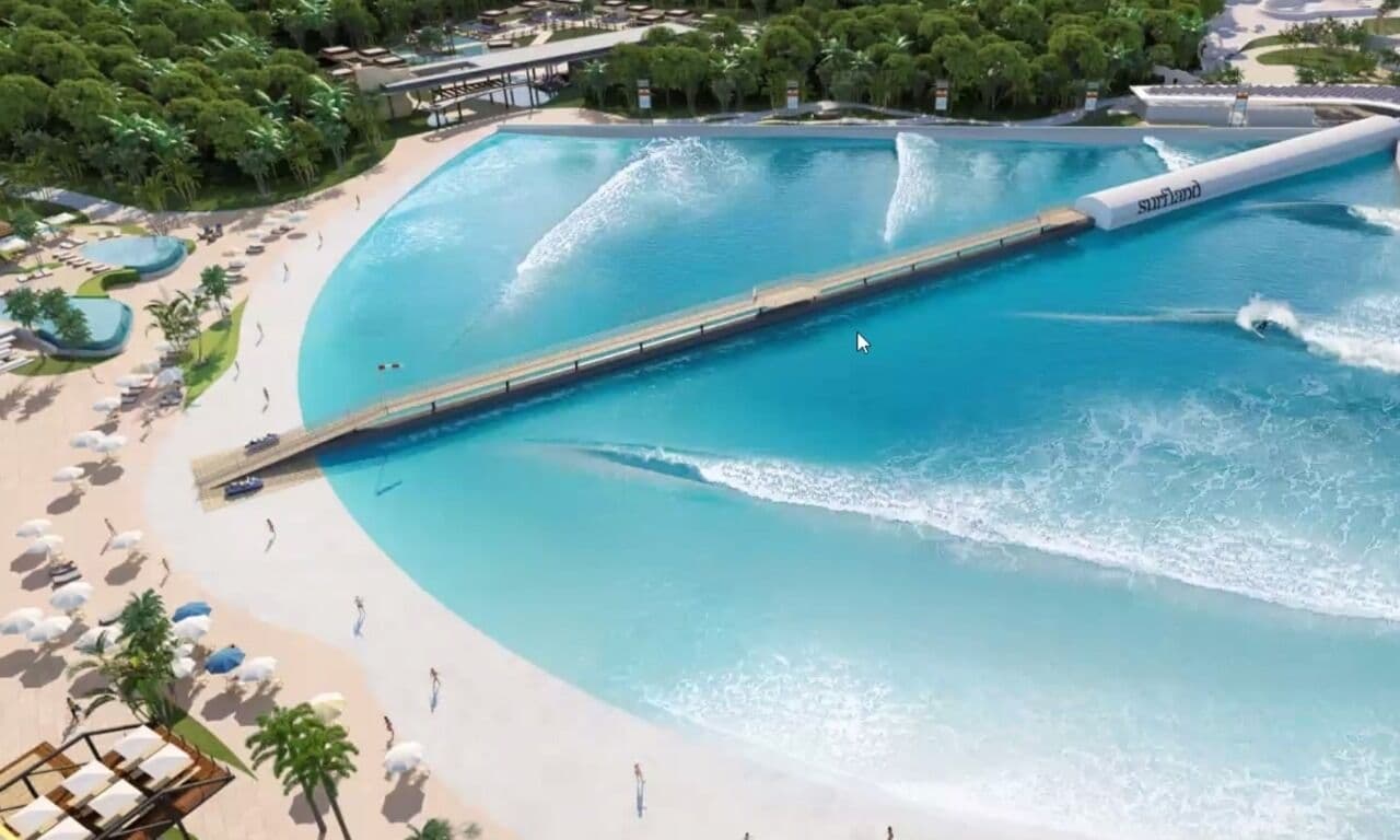 Lindo apartamento cobertura na Surfland frente para as piscinas do Resort