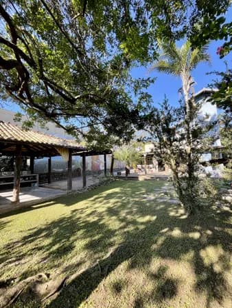 Casa com Estúdio anexo próximo ao Rosa Norte!