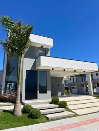 Exclusiva casa alto padrão no Condomínio Rosa Internacional