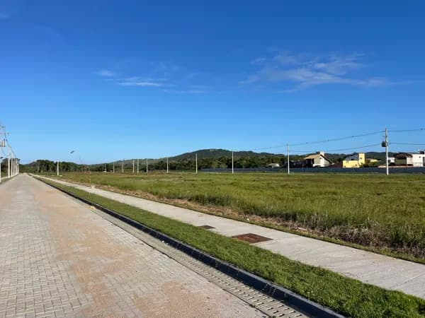 Terreno à Venda em condomínio fechado em Garopaba SC