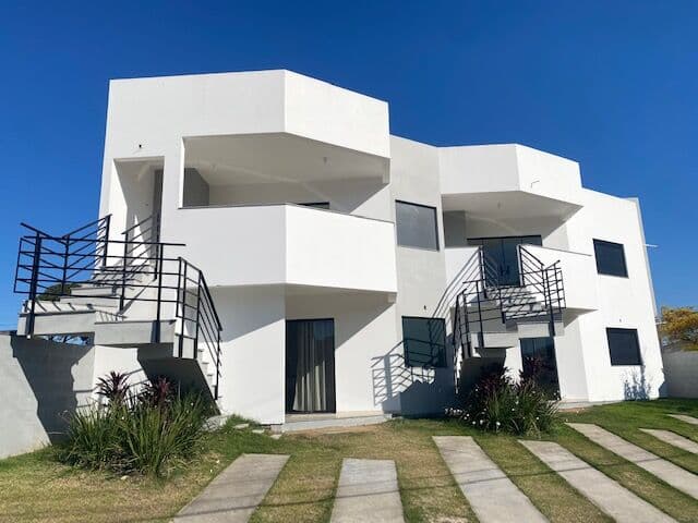 Belo apartamento novo em Garopaba com linda vista
