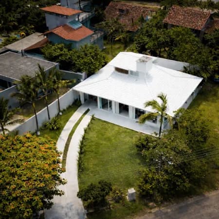 Uma casa rara na Ponta da Piteira