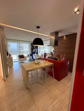 Residencial com Serviços com Vista Mar
