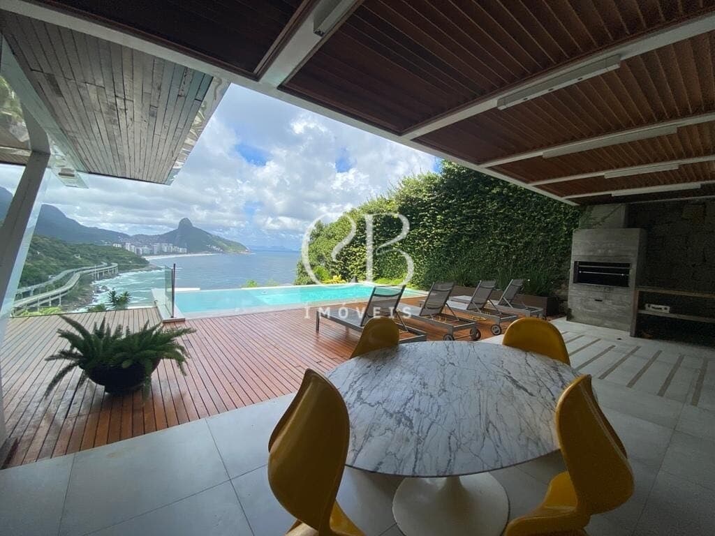 Casa de Condomínio em Rio de Janeiro - Joá