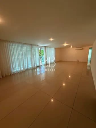 Leblon - 4 Stes - 2 Vgs - Quadra da Praia