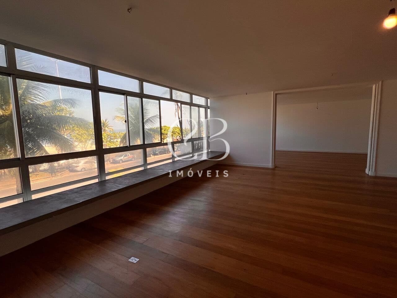 IPANEMA - VIEIRA SOUTO - 420 M - 4 STES - 3 VGS - FRENTE MAR!
