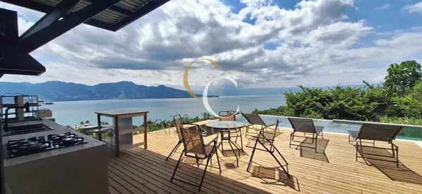 Casa em Ilhabela - Siriuba