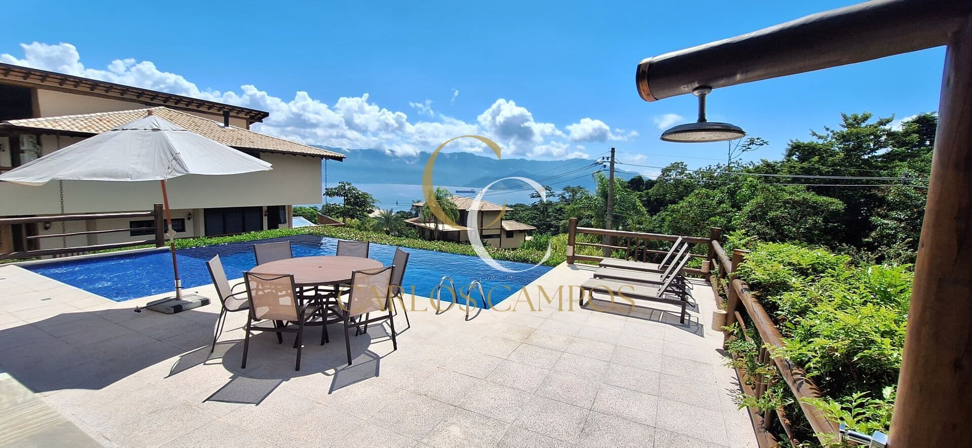 Casa de Condomínio em Ilhabela - Veloso
