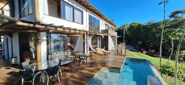 Casa em condomínio à venda no bairro Veloso - Ilhabela/SP, Região Sul