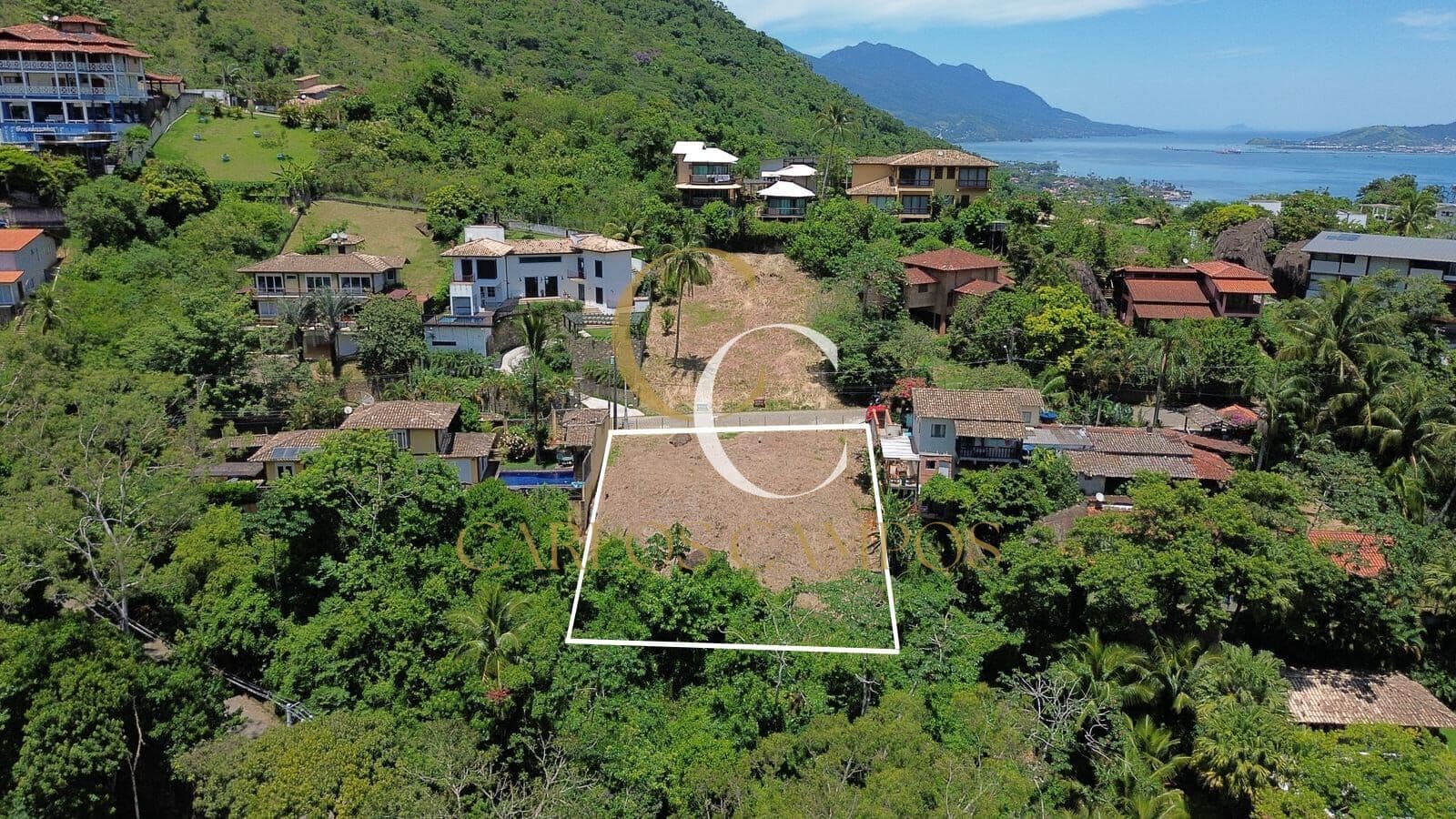 Lote/Terreno em Ilhabela - Siriuba