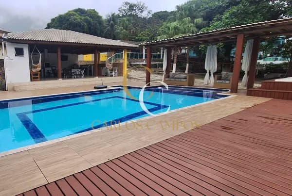 Casa em Ilhabela - Veloso