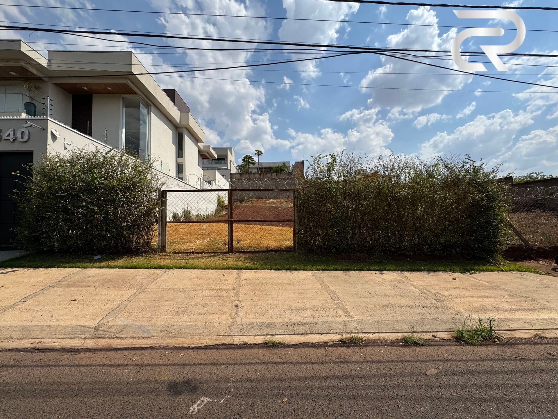 Oportunidade Terreno Bairro Karaíba