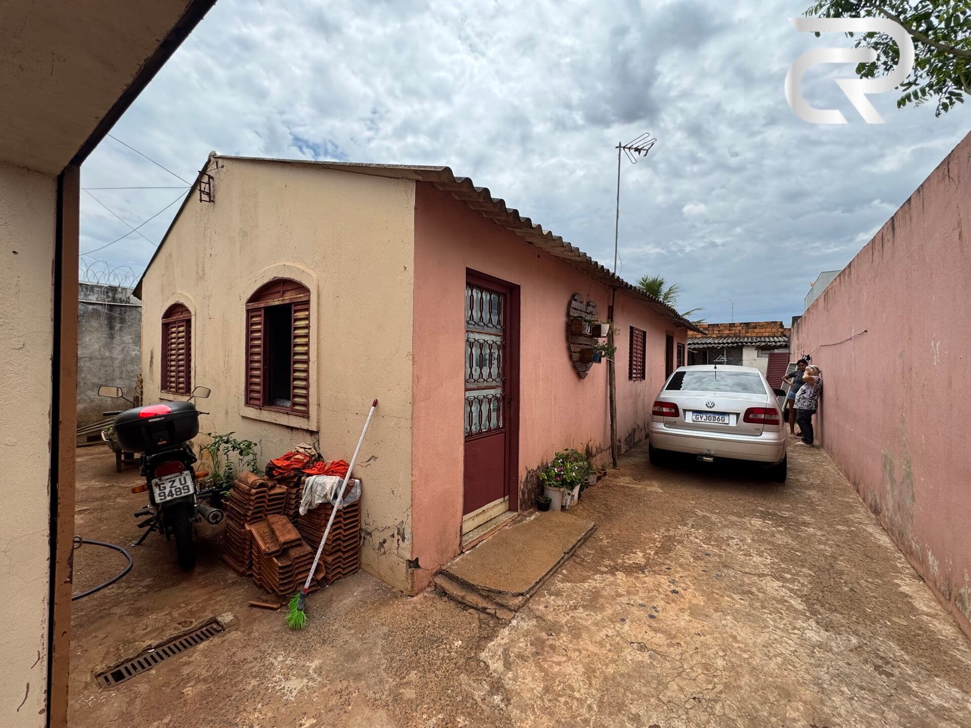 Casa Bairro Laranjeiras Excelente Localização