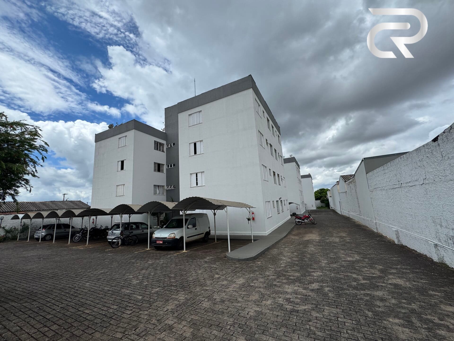 Apartamento Bairro Minas Gerais Térreo Aceita Troca