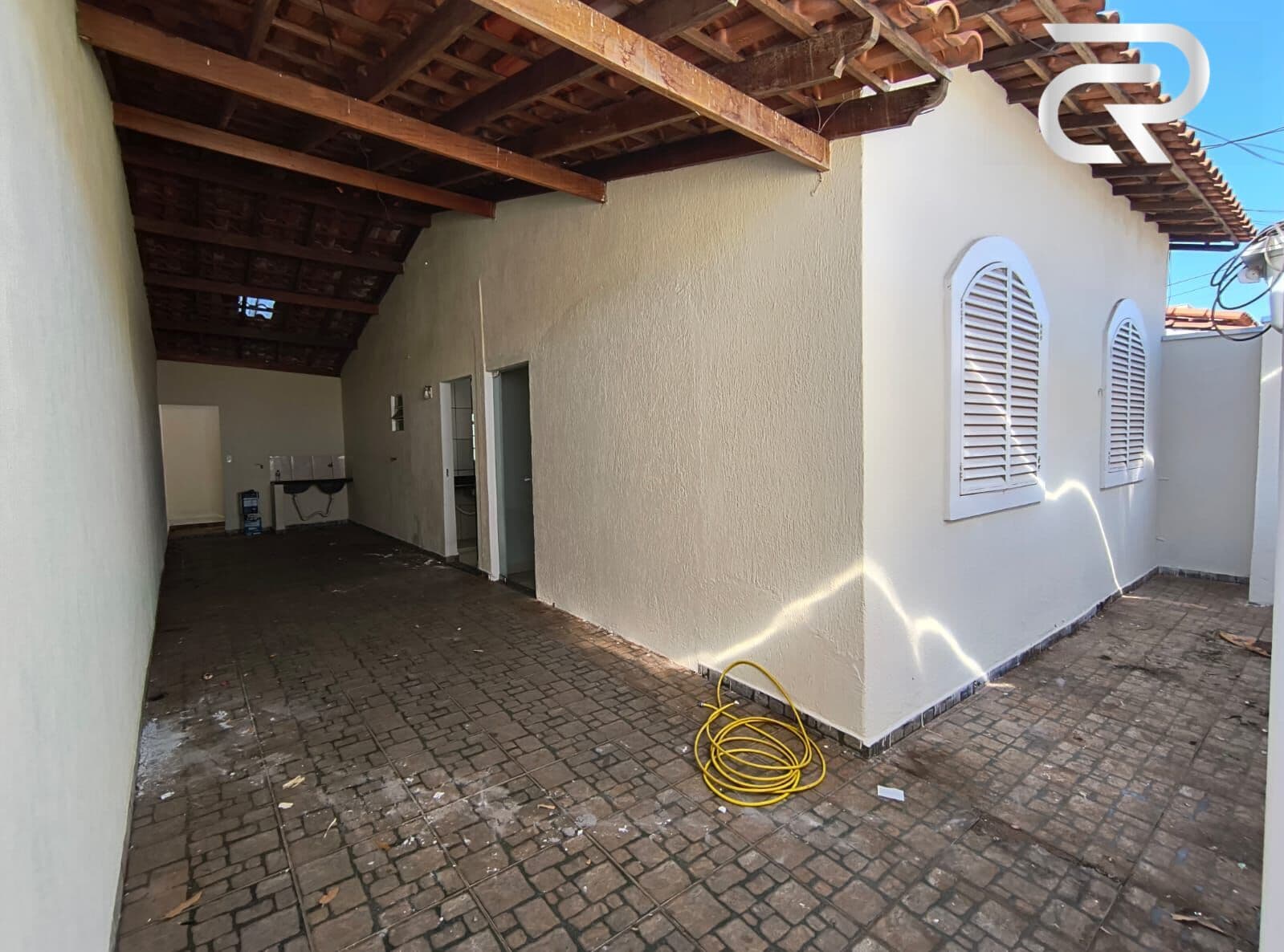 Vendo colônia de 3 casas - próximo ao Hospital Municipal - Bairro Laranjeiras