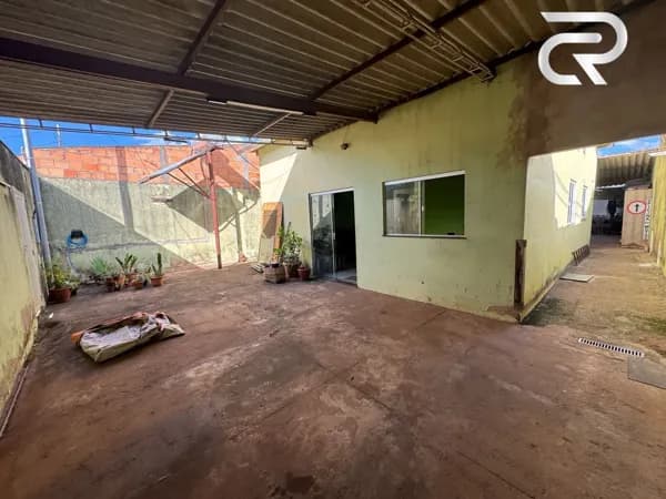 Casa Bairro São Jorge ¾ Suíte