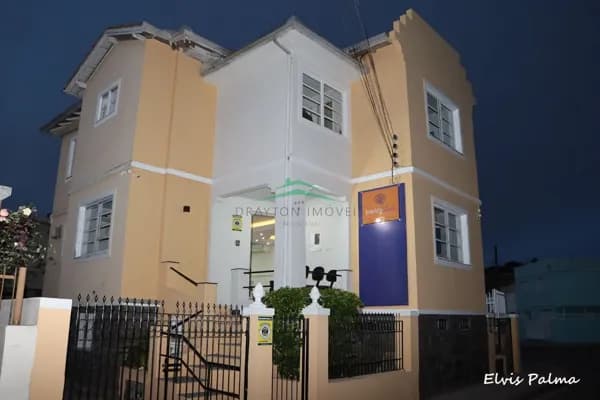 Casa no Centro Histórico de Laguna