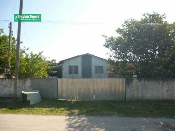 Casa Padrão para Venda em Cabeçudas Laguna-SC