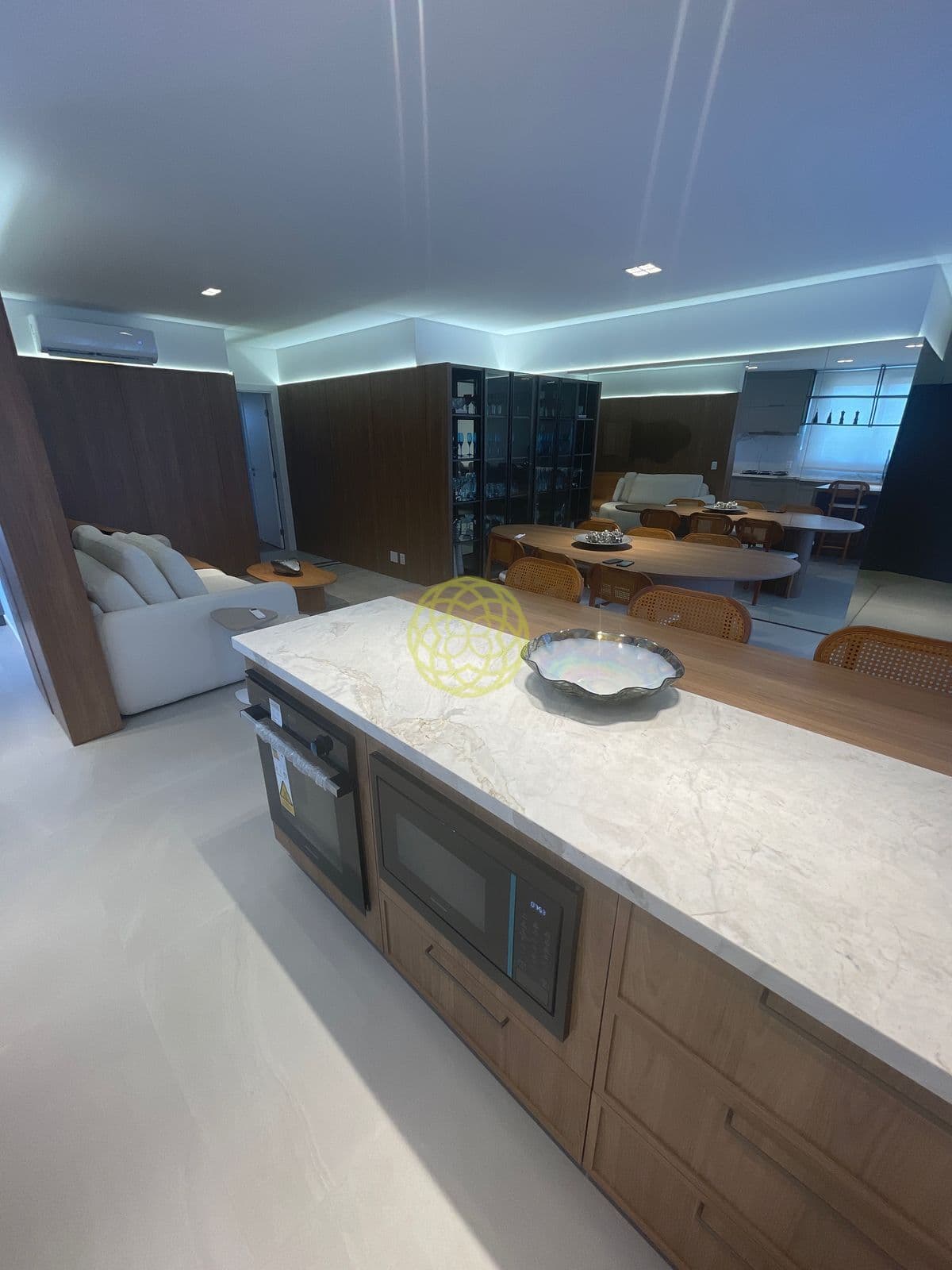 Apartamento Alto Padrão - Pertinho do Mar!