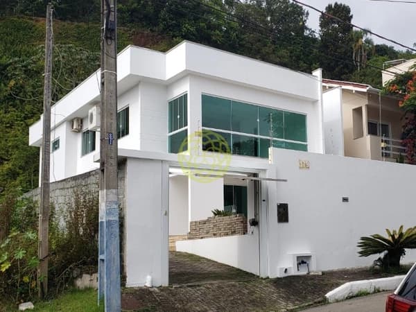 Casa à venda em Balneário Camboriú/SC