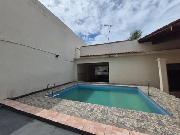 Casa em São Gonçalo - Trindade
