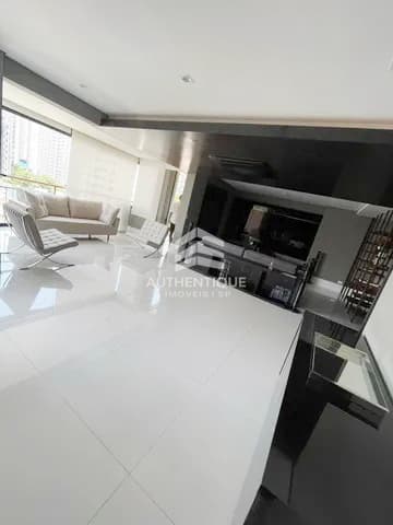 Apartamento em São Paulo - Moema