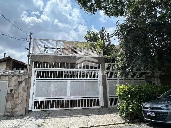 Casa em São Paulo - Bosque da Saúde