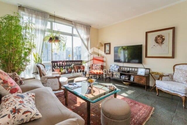 Apartamento em São Paulo - Jardim Paulista