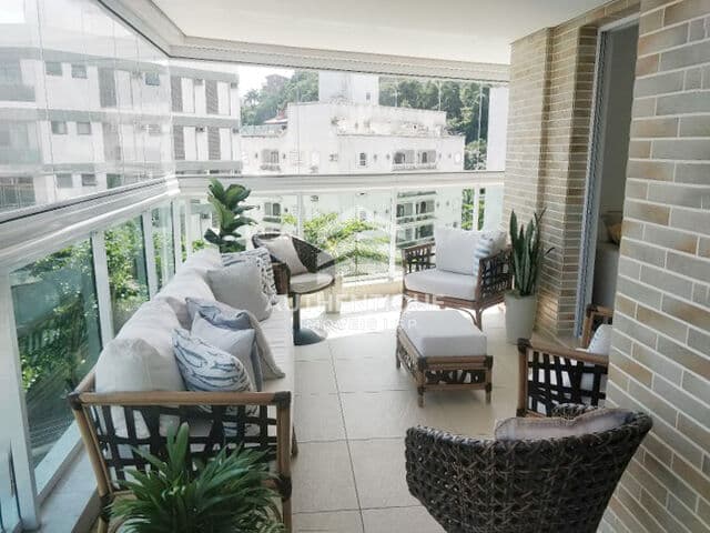 Apartamento em Guarujá - Enseada
