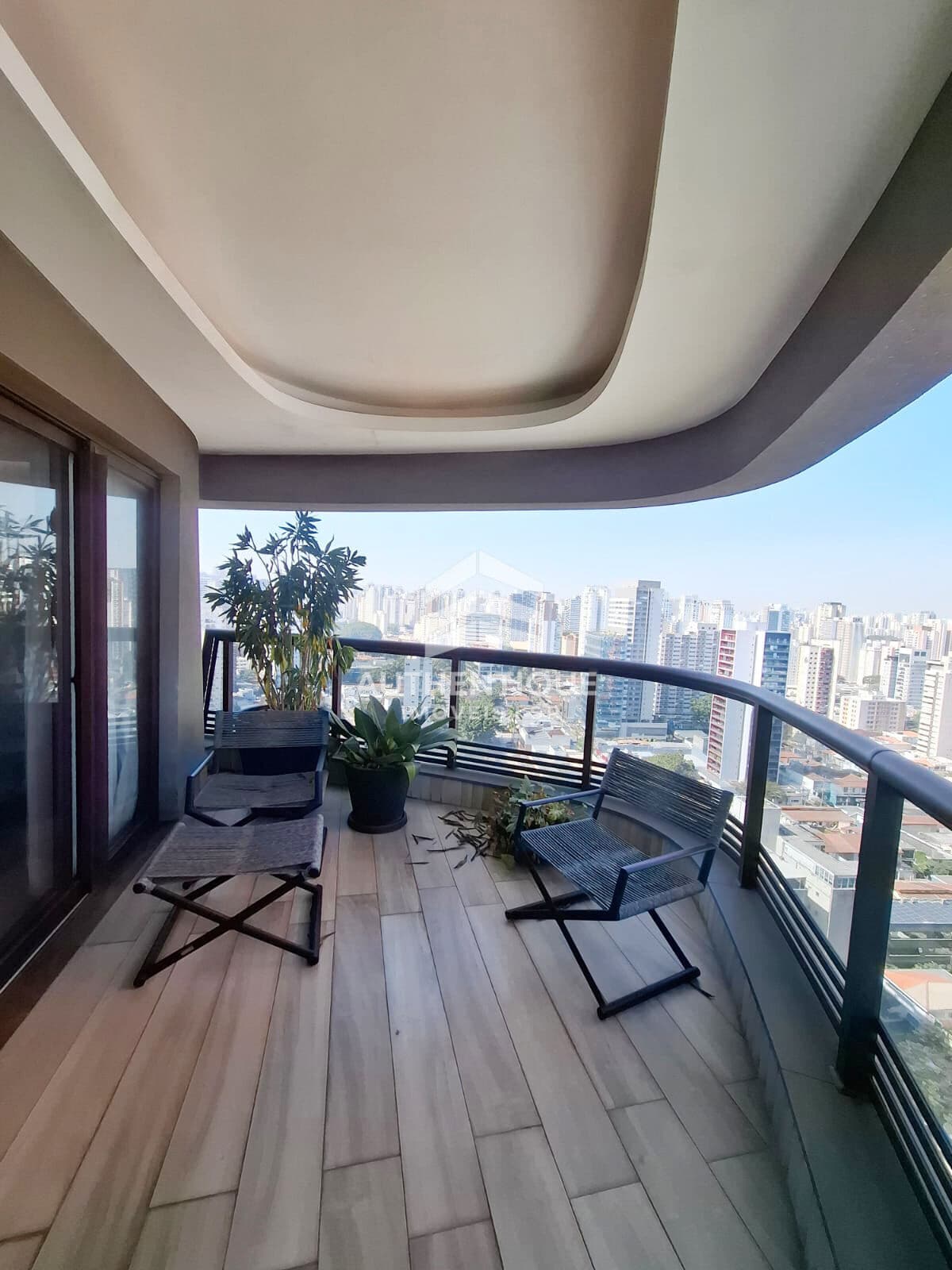 Apartamento Duplex no bairro Vila Olímpia à venda